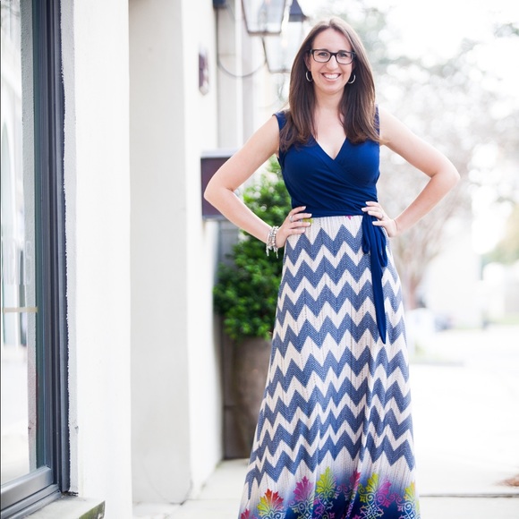 Meet your Posher, Whitney! - Picture 1 of 8